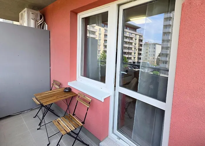 Modern Zen شقة براتسيلافا